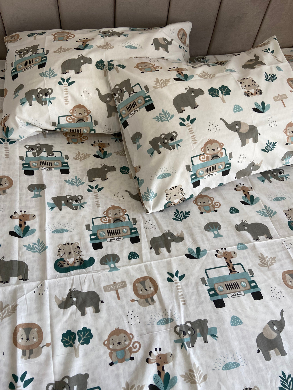 Safari friends sheet set